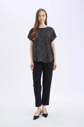 DeFacto Jogger Pantolon Keten Görünümlü Cepli Yüksek Bel Düz Paça R0433AZ25SPBK81