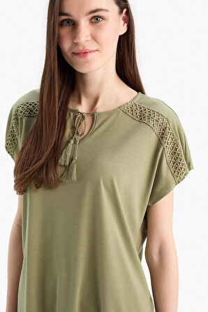 Bisiklet Yaka Casual Kısa Kollu Tişört