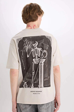 Defacto E4546 Bej %100 Pamuk Boxy Fit Bisiklet Yaka Sırt Baskılı Kısa Kollu Tişört