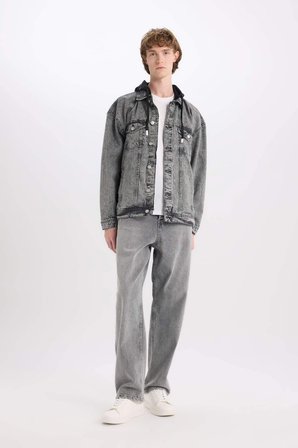 DeFacto %100 Pamuk Oversize Geniş Kalıp Kapüşonlu Düğmeli Mevsimlik Baharlık Denim Ceket D0416AX25SPNM55