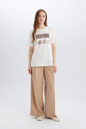 Traditional Regular Fit Bisiklet Yaka Casual Kısa Kollu Tişört