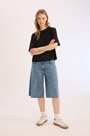 DeFacto Coool Loose Fit Bisiklet Yaka Basic Düz Kalın Kumaş Kısa Kollu Siyah Tişört E0291AX25SMBK81