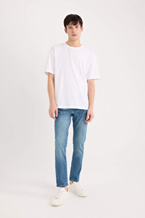 DeFacto Pedro Slim Fit Dar Kalıp Normal Bel Dar Paça Jean Pantolon E5429AX25SPNM28