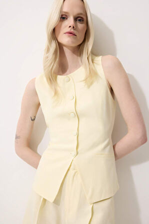 Slim Fit Dar Kesim Bisiklet Yaka Yelek