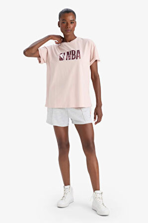 DeFactoFit NBA Wordmark Oversize Geniş Kalıp Bisiklet Yaka Sporcu Kısa Kollu Tişört