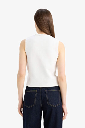 DeFacto Fitted V Yaka Basic Düz Düğmeli Yelek E9927AX25SMER105