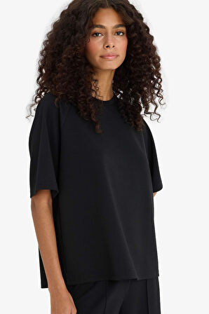 Relax Fit Bisiklet Yaka Modal Kısa Kollu Tişört