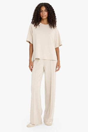 Relax Fit Bisiklet Yaka Modal Kısa Kollu Tişört