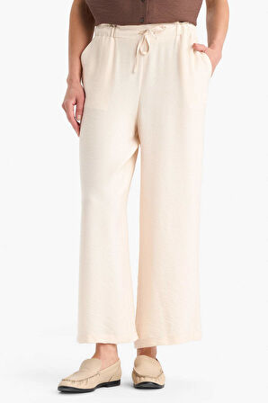 Regular Fit Cep Detaylı Geniş Paça Pantolon