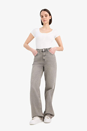 DeFacto Coool Yuvarlak Yaka Fitilli Kaşkorse Çıtçıtlı Bodysuit F1772AX25SMWT32