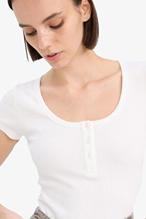 DeFacto Coool Yuvarlak Yaka Fitilli Kaşkorse Çıtçıtlı Bodysuit F1772AX25SMWT32