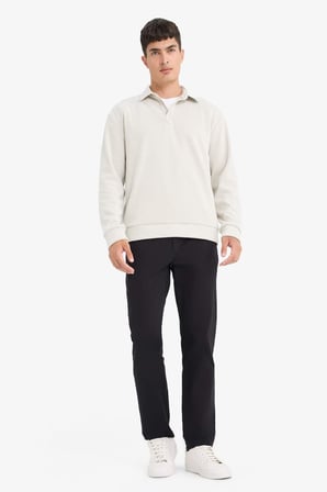 DeFacto Regular Fit Polo Yaka Yarım Fermuarlı Fitilli Kadife Sweatshirt E9410AX25AUBG672