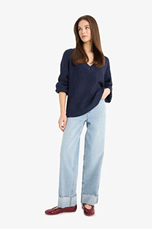 Oversize Geniş Kalıp V Yaka Triko Kazak