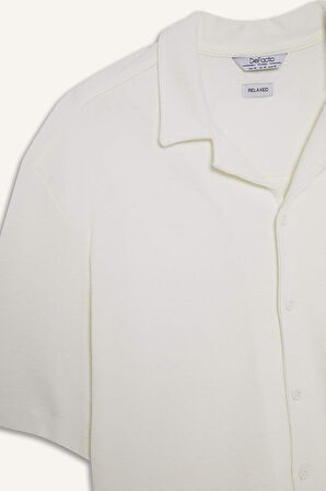 DeFacto Relax Fit Apaş Yaka Yazlık Kısa Kollu Gömlek D7313AX25SPER83