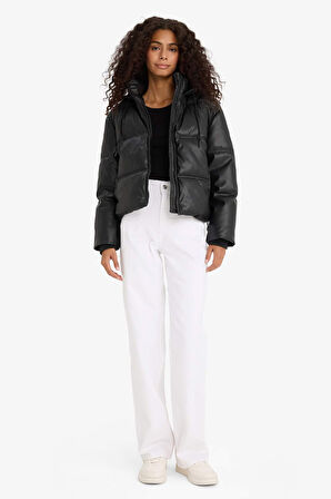 Regular Fit Kapüşonlu Polar Astarlı Suni Deri Mont