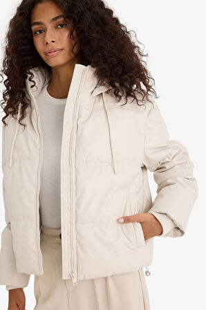 Regular Fit Kapüşonlu Polar Astarlı Suni Deri Mont