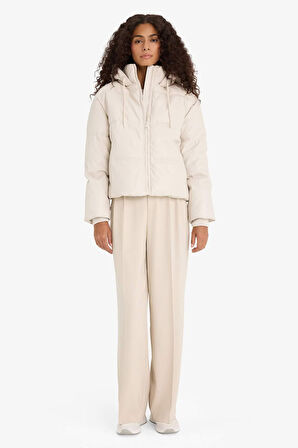 Regular Fit Kapüşonlu Polar Astarlı Suni Deri Mont