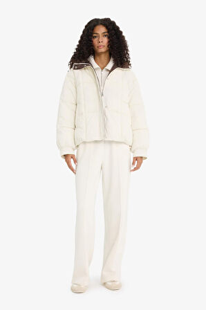 Regular Fit Kapüşonlu Fermuarlı Şişme Mont