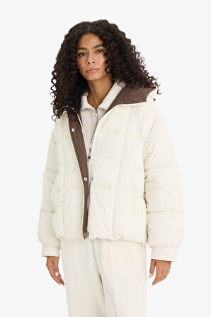 Regular Fit Kapüşonlu Fermuarlı Şişme Mont