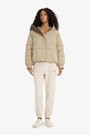 Regular Fit Kapüşonlu Fermuarlı Şişme Mont