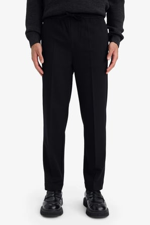 Defacto A9943AXBK27 Siyah Beli Bağcıklı Lastikli Cepli Jogger Fit Her Yöne Esneyen Yumuşak Tuşe Pantolon