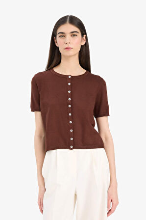 Regular Fit Bisiklet Yaka Düğmeli Kısa Kollu Hırka