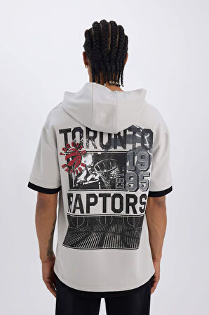 DeFactoFit NBA Toronto Raptors Oversize Geniş Kalıp Kapüşonlu Sırt Baskılı Kısa Kollu Tişört B3883AX25SPGR506