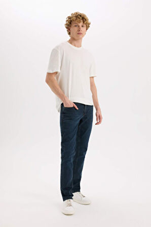 DeFacto Pedro Slim Fit Dar Kalıp Normal Bel Dar Paça Jean Pantolon B4860AX25SPNM34