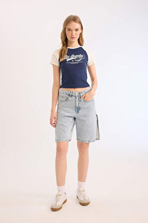 DeFacto Coool Fitted Bisiklet Yaka Baskılı Fitilli Kaşkorse Kısa Kollu Tişört E0656AX25SMNV241