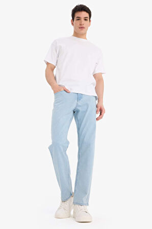 DeFacto Sergio Regular Fit Normal Kalıp Normal Bel Boru Paça Jean Pantolon E1936AX25SPNM39