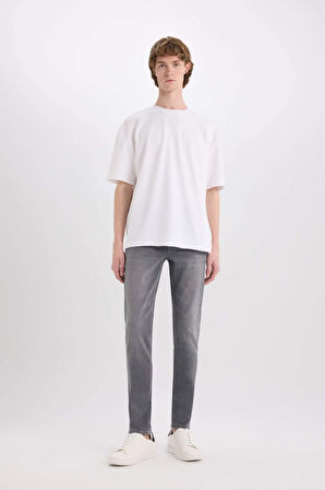 DeFacto Carlo Skinny Fit Ekstra Dar Kalıp Normal Bel Ekstra Dar Paça Jean Pantolon E2740AX25SPNM55