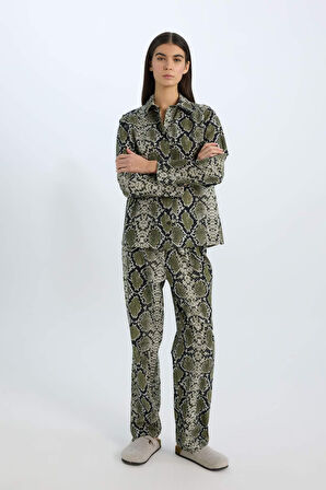 DeFacto Fall in Love Pijama Takım Poplin Yılan Derisi Desenli Uzun Kollu Üst Esnek Belli Uzun Alt E3849AX24WNBK27