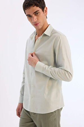 DeFacto Regular Fit Polo Yaka Keten Karışımlı Yazlık Uzun Kollu Gömlek E0518AX25SMGN1260