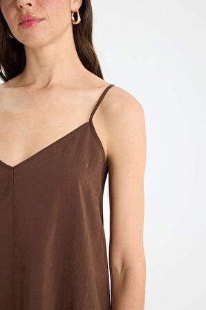 A Kesim V Yaka Modal Kolsuz Maxi Elbise