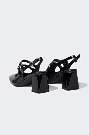 Kadın Yüksek Taban Suni Deri Topuklu Sandalet