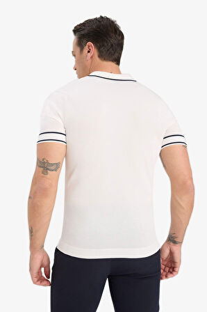 DeFacto Standart Fit Polo Yaka Kısa Kollu Beyaz Triko Tişört E3251AX25SMWT32