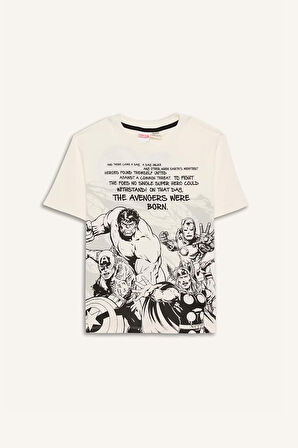 DeFacto Erkek Çocuk Marvel Avengers Bisiklet Yaka Kısa Kollu Tişört D9569A825SMER105