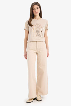 DeFacto Regular Fit Bisiklet Yaka Astral Baskılı Kısa Kollu Tişört E5146AX25SMBG115