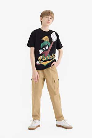 DeFacto Erkek Çocuk Looney Tunes Bisiklet Yaka Kısa Kollu Tişört E3108A825SMBK81
