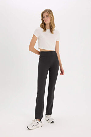 DeFactoFit Crop Bisiklet Yaka Basic Düz Sporcu Kısa Kollu Tişört D7295AX25SPER105