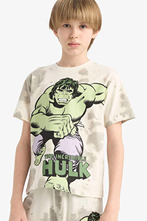 DeFacto Erkek Çocuk Marvel Comics Pijama Takımı Kısa Kollu Üst Beli Lastikli Şort E0344A825SMER188