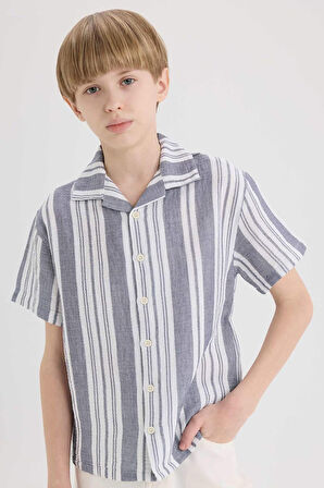 DeFacto Erkek Çocuk Oversize Geniş Kalıp Polo Yaka Kısa Kollu Gömlek E2921A825SMIN247