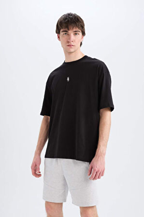 Slim Fit Dar Kesim Dar Paça Şort