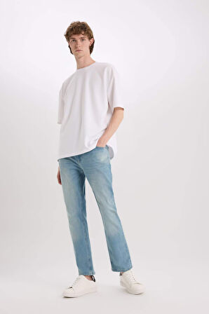 DeFacto Sergio Regular Fit Normal Kalıp Normal Bel Boru Paça Jean Pantolon E5414AX25SPNM29