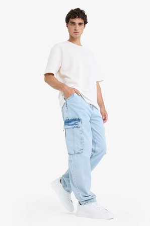 DeFacto %100 Pamuk Relax Fit Rahat Kesim Geniş Paça Kargo Cepli Jean Pantolon D7274AX25SPNM63