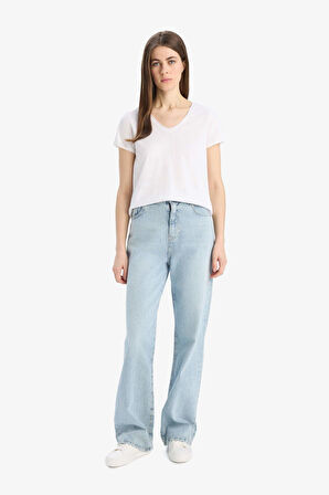 Regular Fit V Yaka Basic Düz Kısa Kollu Tişört