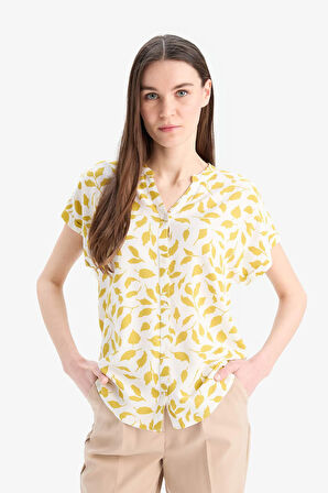 Regular Fit Apaş Yaka Desenli Kısa Kollu Gömlek