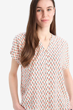 Regular Fit Apaş Yaka Desenli Kısa Kollu Gömlek