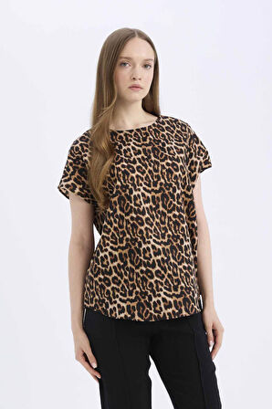 DeFacto Regular Fit Leopar Desenli Bisiklet Yaka Kısa Kollu Bluz E7038AX25SPBG150
