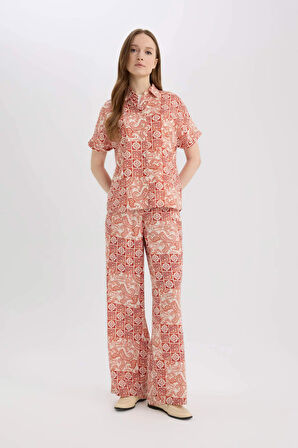 	Regular Fit Geniş Bol Paça Desenli Pantolon